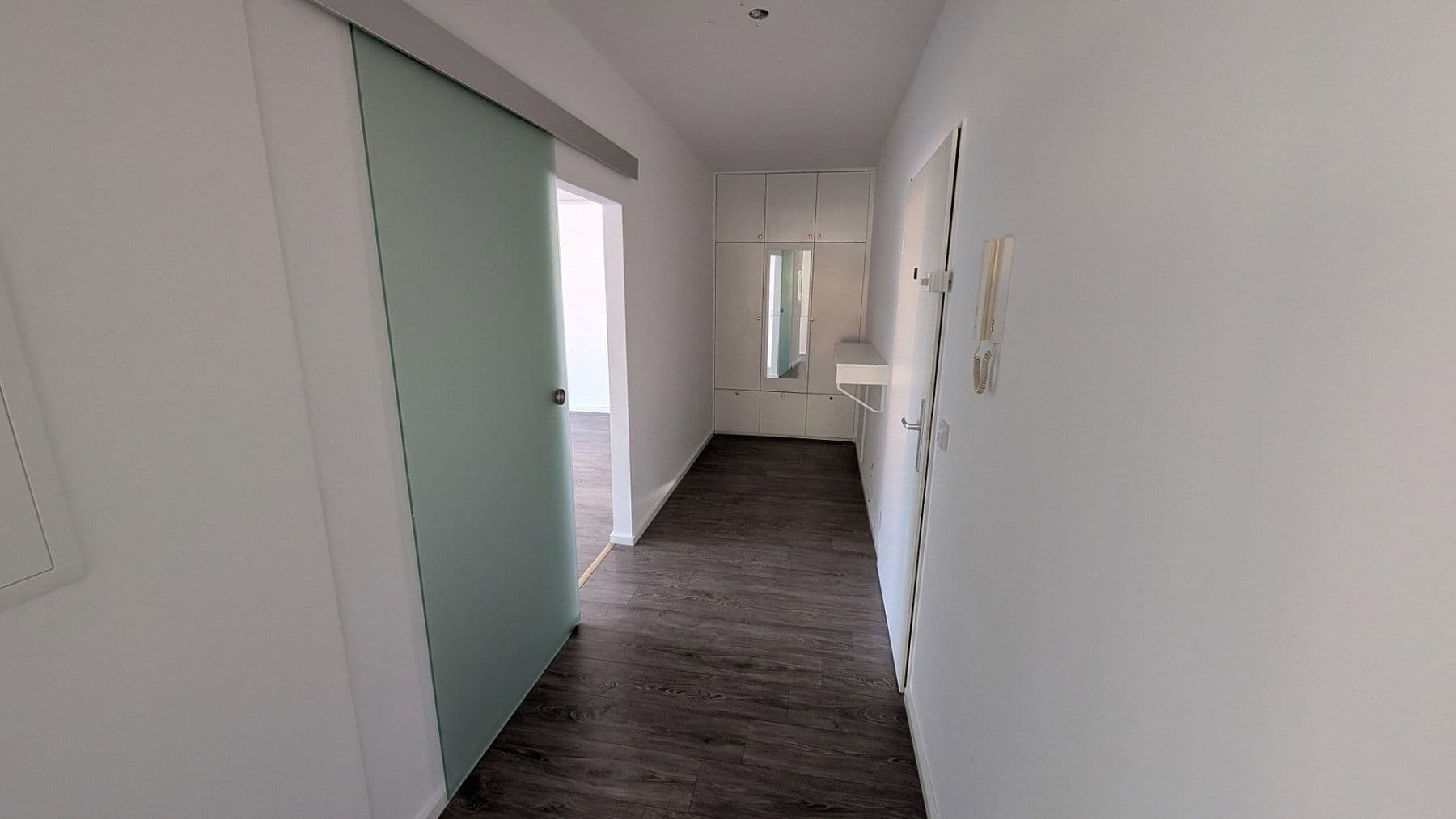 Predaj bytu 3-izbový 86 m², Neusser Str. 723, Köln, Severné Porýnie - Westfálsko Predaj bytu 3-izbový 86 m², Neusser Str. 723, Köln, Severné Porýnie - Westfálsko