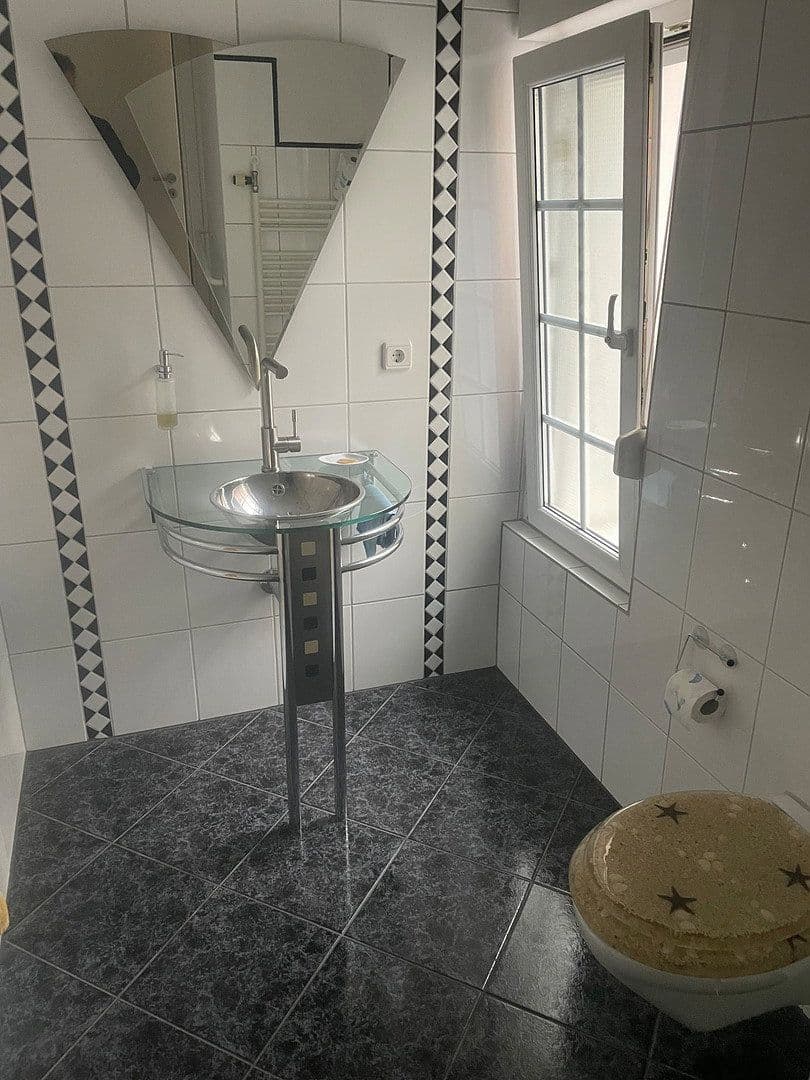 Predaj domu 156 m², pozemok 379 m², Oer-Erkenschwick, Severné Porýnie - Westfálsko Predaj domu 156 m², pozemok 379 m², Oer-Erkenschwick, Severné Porýnie - Westfálsko