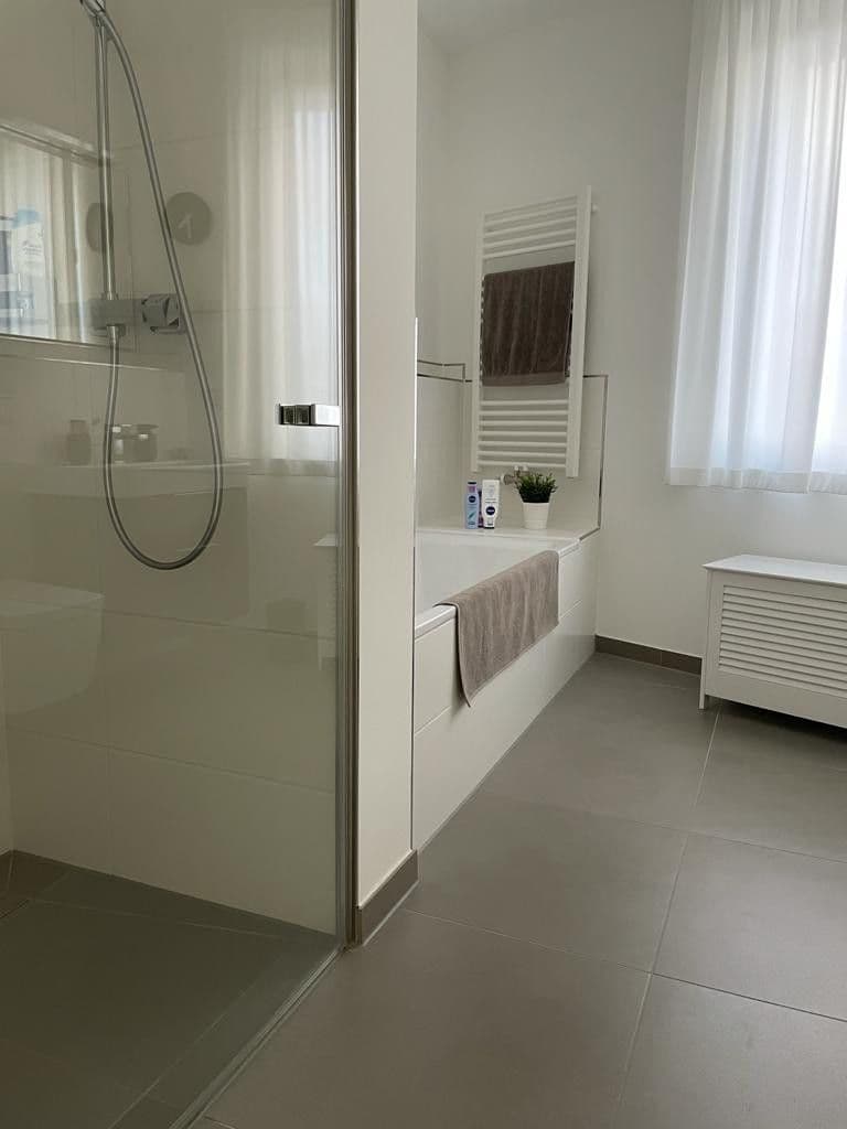 Predaj bytu 3-izbový 97 m², Schwabensteinstraße 5, Bremen, Brémy Predaj bytu 3-izbový 97 m², Schwabensteinstraße 5, Bremen, Brémy