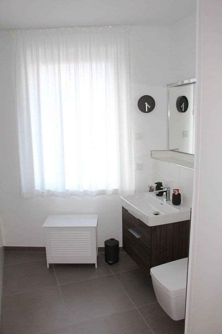 Predaj bytu 3-izbový 97 m², Schwabensteinstraße 5, Bremen, Brémy Predaj bytu 3-izbový 97 m², Schwabensteinstraße 5, Bremen, Brémy