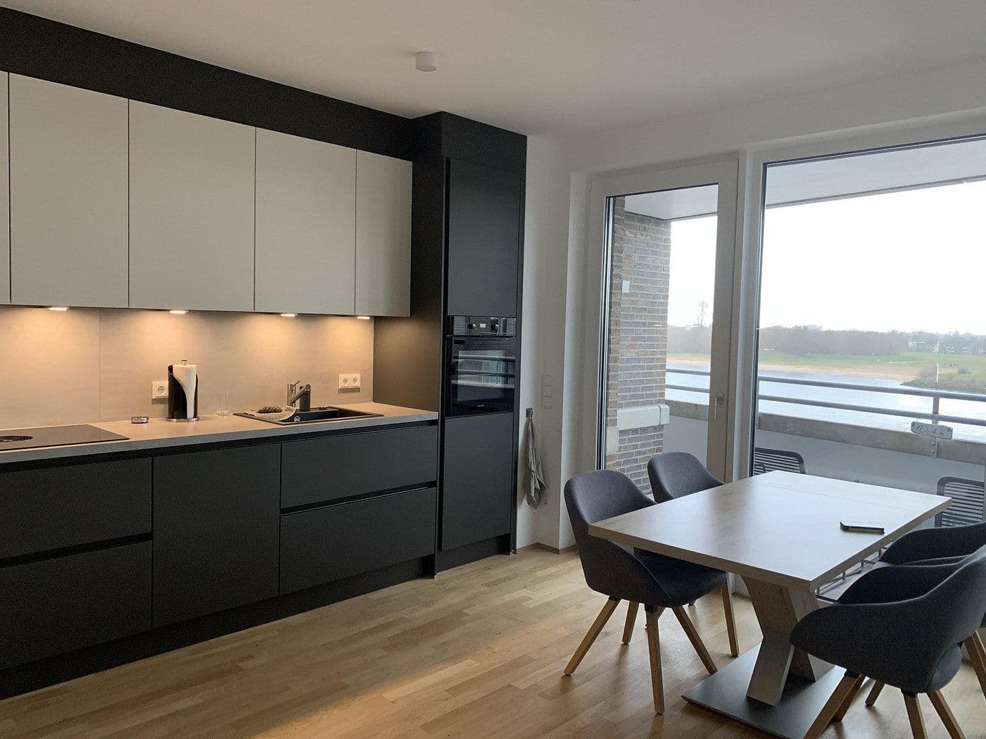 Predaj bytu 3-izbový 97 m², Schwabensteinstraße 5, Bremen, Brémy Predaj bytu 3-izbový 97 m², Schwabensteinstraße 5, Bremen, Brémy