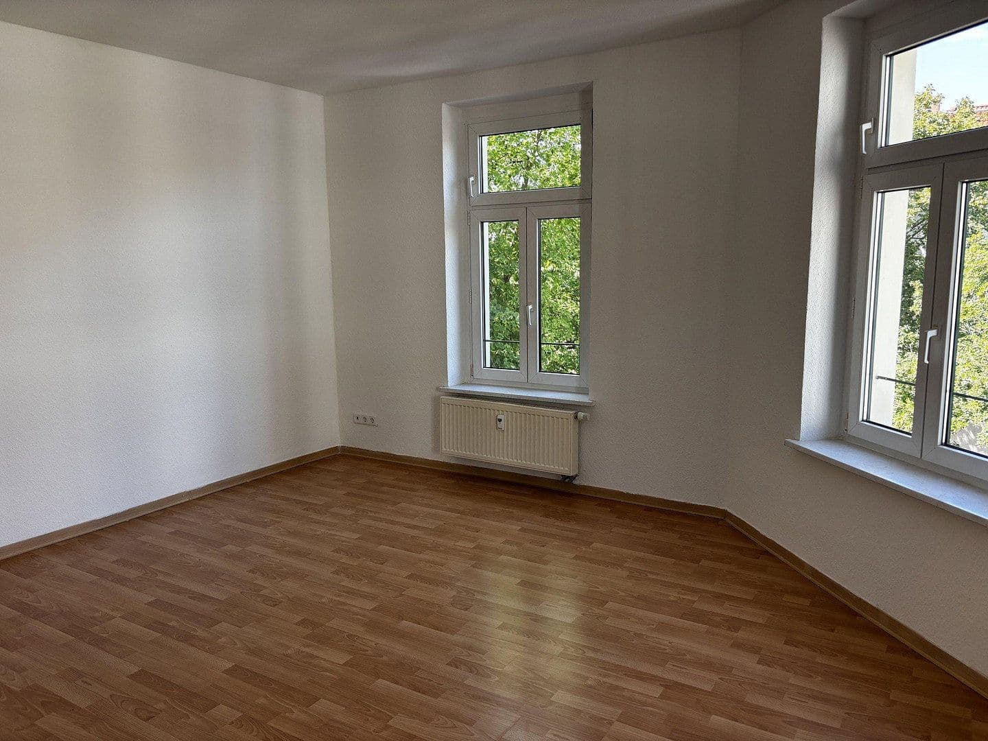 Prenájom bytu 3-izbový 65 m², Plaußiger Straße 33, Leipzig, Sasko Prenájom bytu 3-izbový 65 m², Plaußiger Straße 33, Leipzig, Sasko