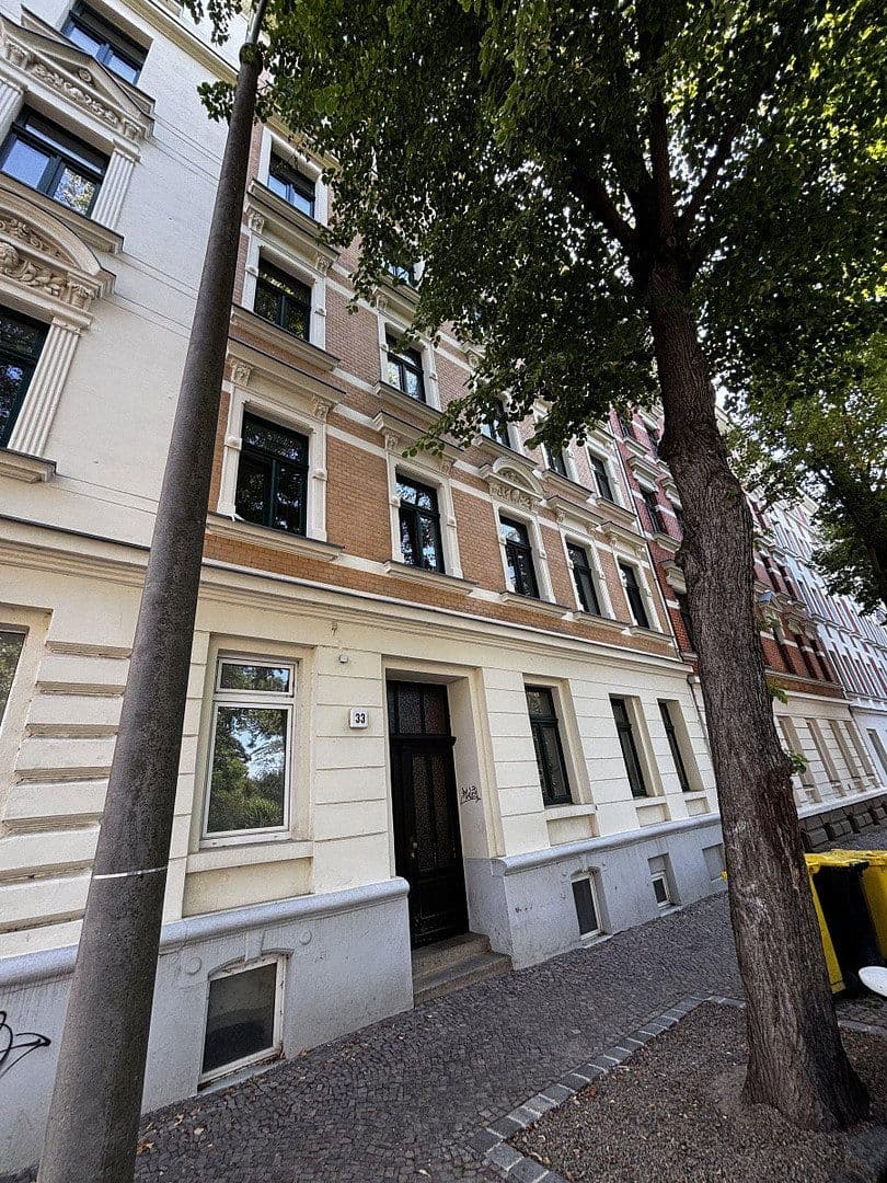 Prenájom bytu 3-izbový 65 m², Plaußiger Straße 33, Leipzig, Sasko Prenájom bytu 3-izbový 65 m², Plaußiger Straße 33, Leipzig, Sasko
