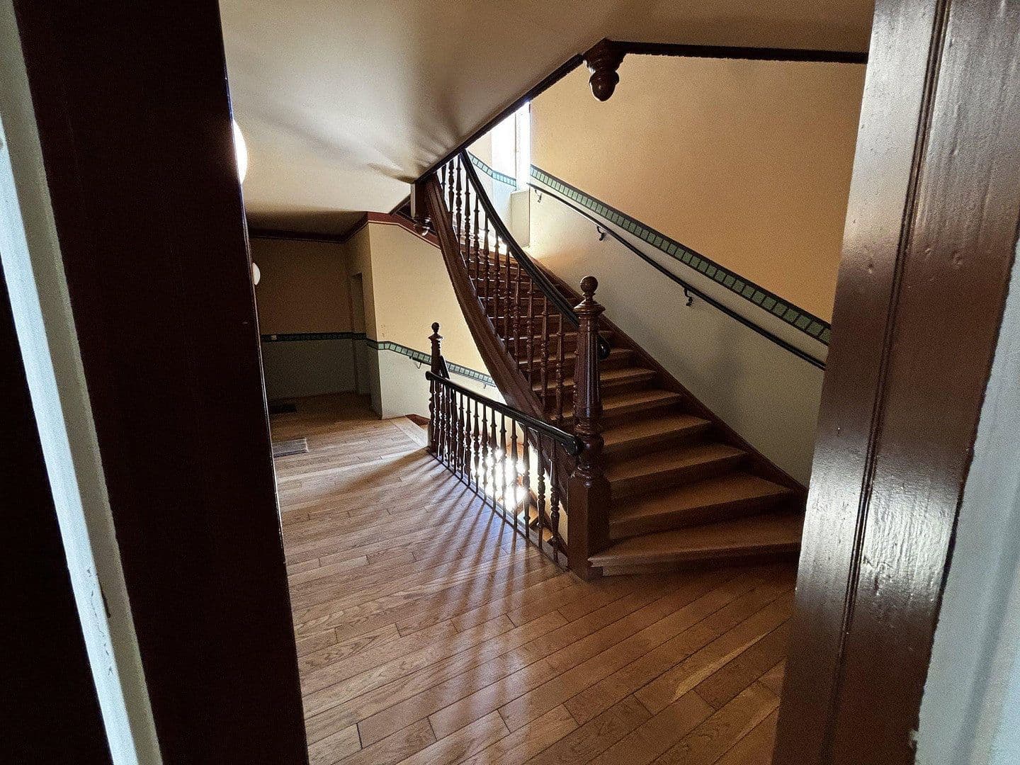 Prenájom bytu 3-izbový 65 m², Plaußiger Straße 33, Leipzig, Sasko Prenájom bytu 3-izbový 65 m², Plaußiger Straße 33, Leipzig, Sasko
