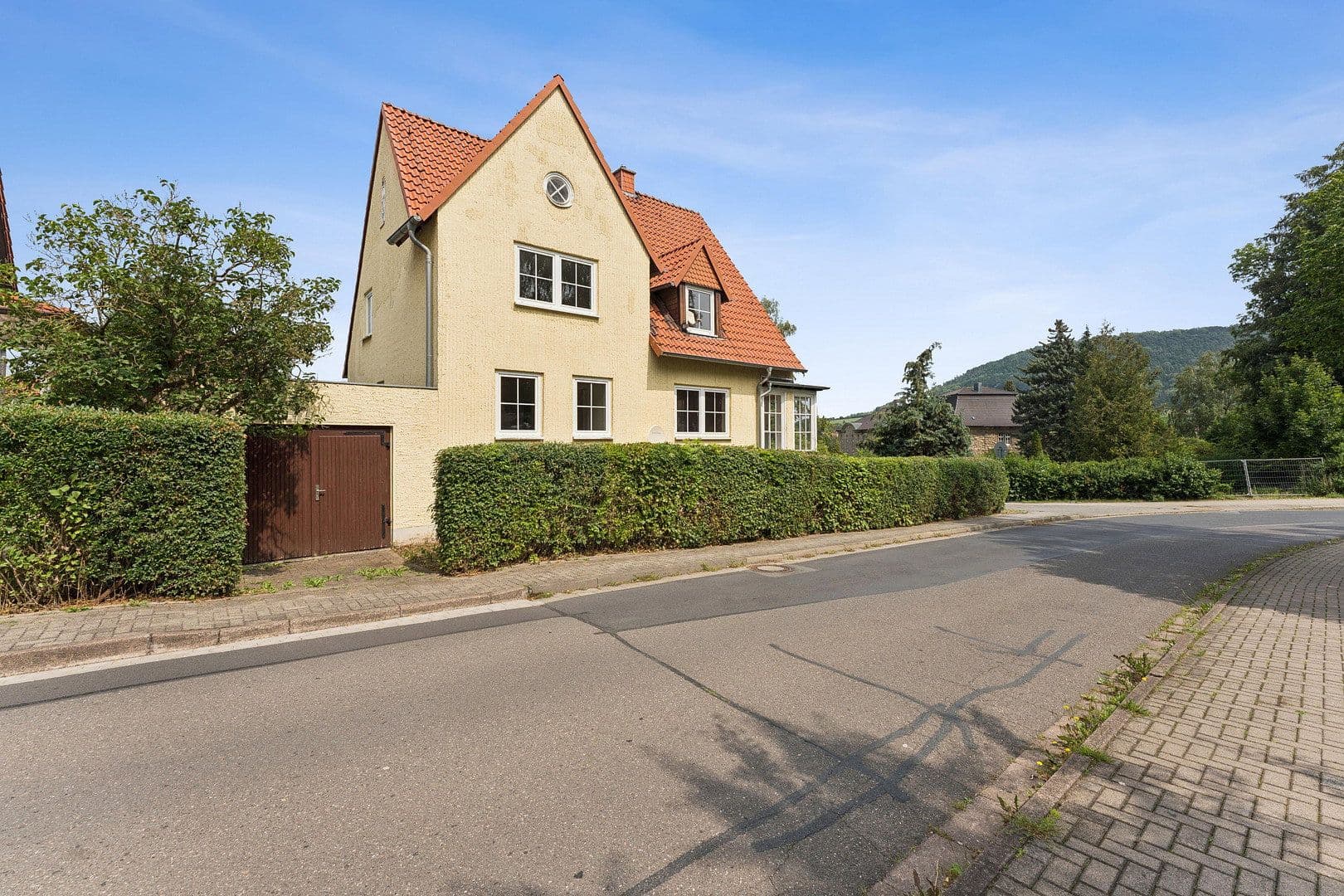Predaj domu 140 m², pozemok 146 m², Heilbad Heiligenstadt, Durínsko Predaj domu 140 m², pozemok 146 m², Heilbad Heiligenstadt, Durínsko