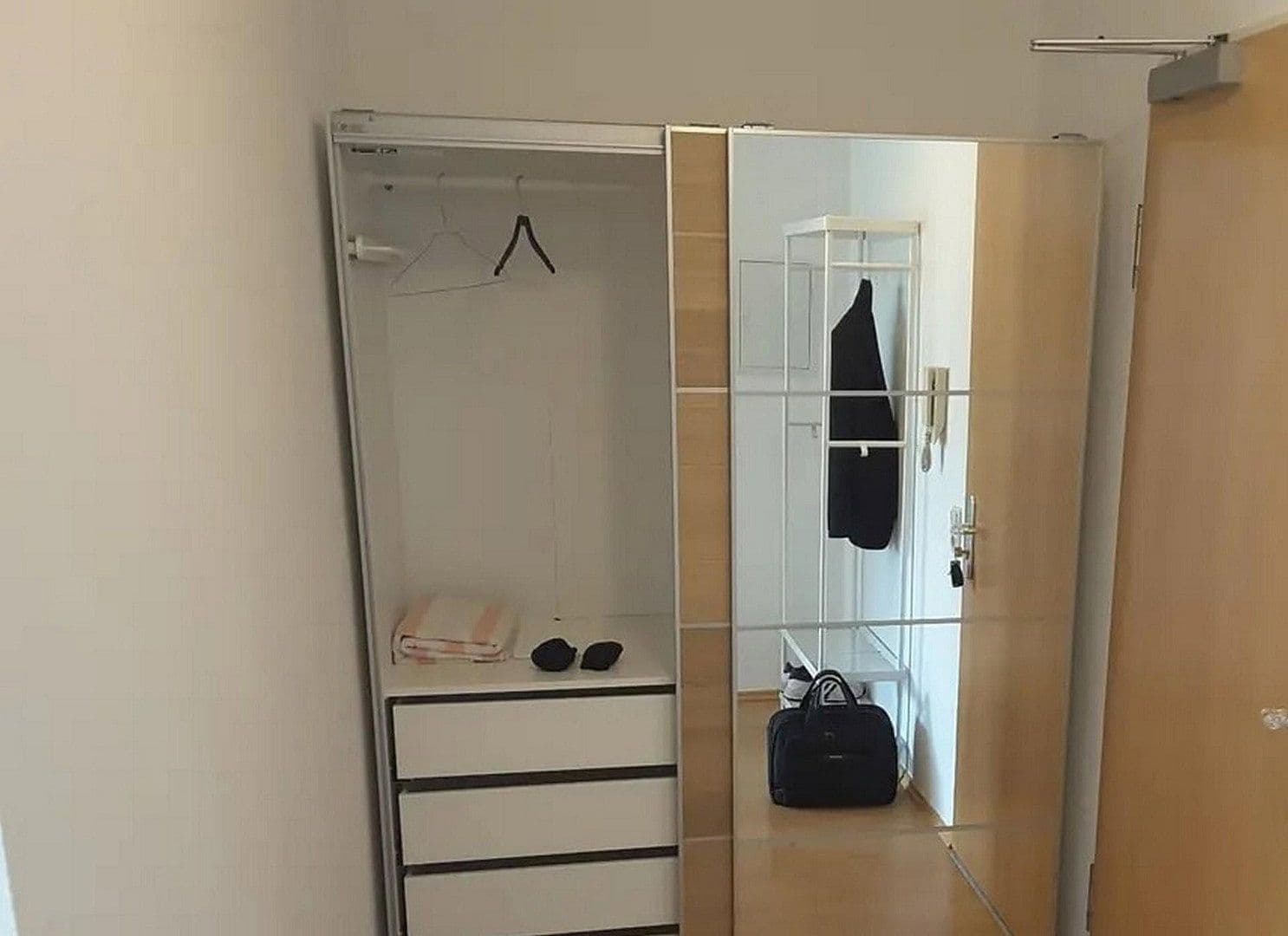 Prenájom bytu 1-izbový 29 m², Hamburg, Hamburg Prenájom bytu 1-izbový 29 m², Hamburg, Hamburg