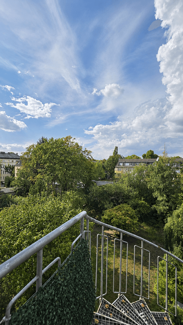 Predaj bytu 4-izbový 140 m², Berlin, Berlín Predaj bytu 4-izbový 140 m², Berlin, Berlín