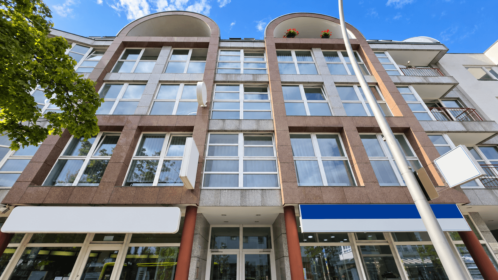 Predaj bytu 4-izbový 140 m², Berlin, Berlín Predaj bytu 4-izbový 140 m², Berlin, Berlín