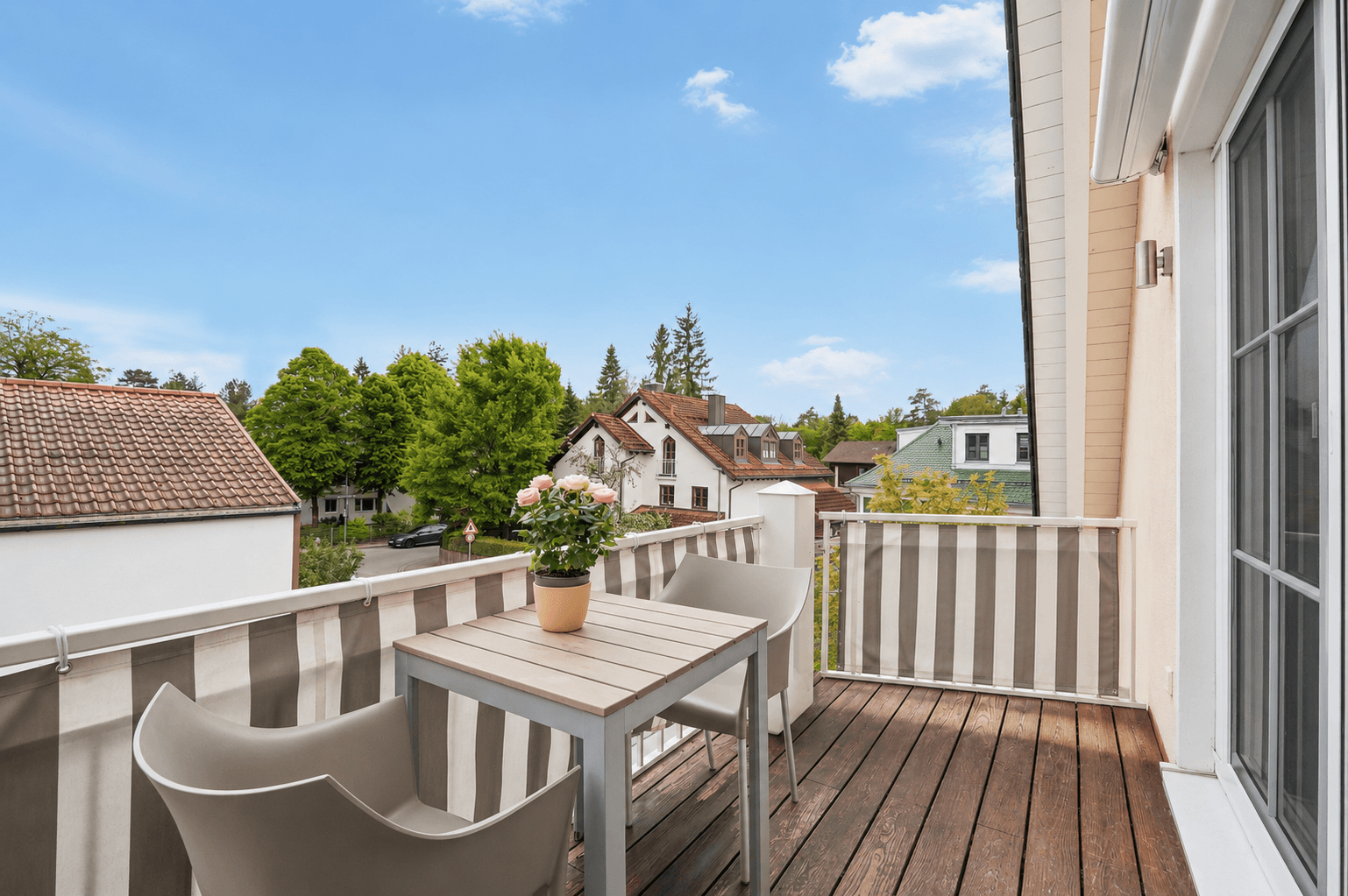 Predaj bytu 3-izbový 98 m², München, Bavorsko Predaj bytu 3-izbový 98 m², München, Bavorsko