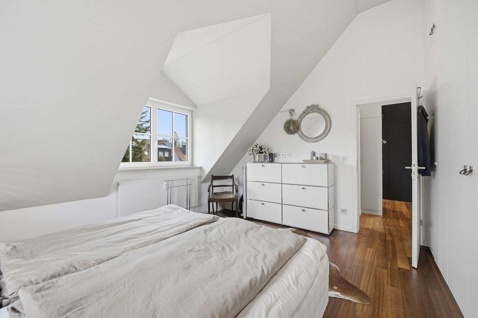Predaj bytu 3-izbový 98 m², München, Bavorsko Predaj bytu 3-izbový 98 m², München, Bavorsko