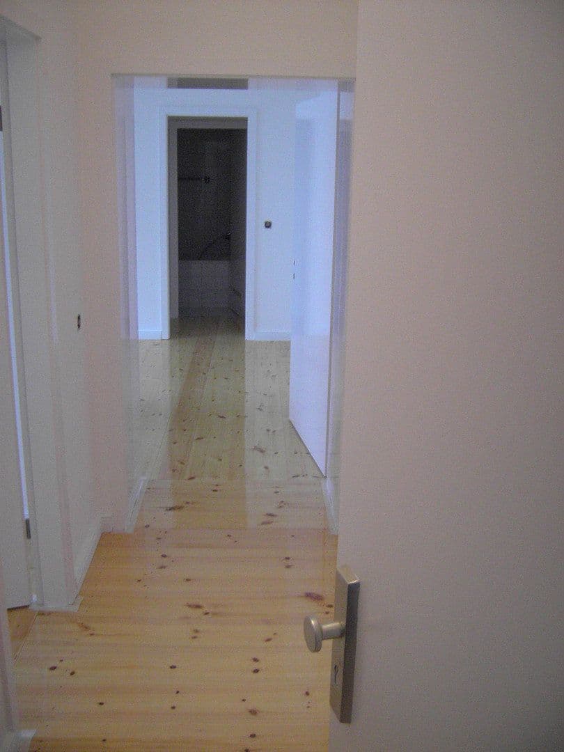 Prenájom bytu 2-izbový 42 m², Berlin, Berlín Prenájom bytu 2-izbový 42 m², Berlin, Berlín