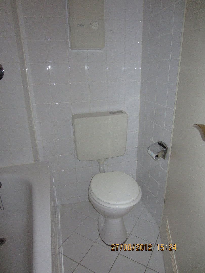 Prenájom bytu 2-izbový 42 m², Berlin, Berlín Prenájom bytu 2-izbový 42 m², Berlin, Berlín