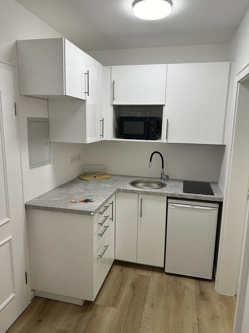 Prenájom kancelárie 28 m², Hamburg, Hamburg Prenájom kancelárie 28 m², Hamburg, Hamburg