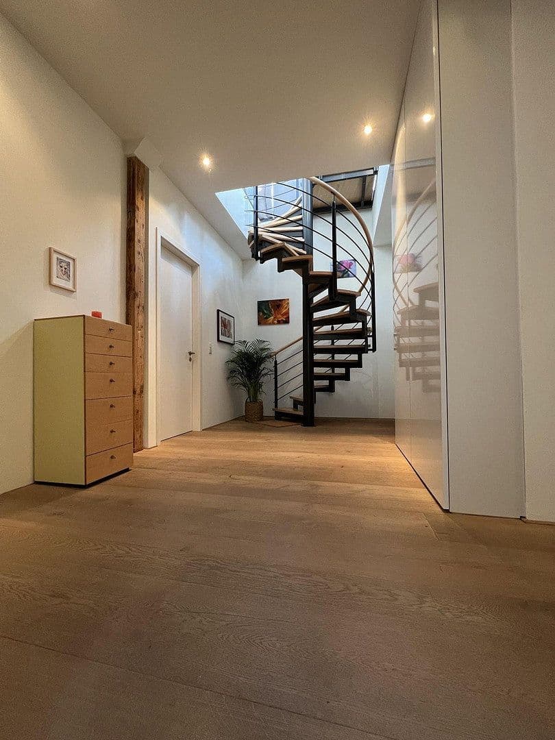 Prenájom bytu 3-izbový 150 m², Haynstraße 15, Hamburg, Hamburg Prenájom bytu 3-izbový 150 m², Haynstraße 15, Hamburg, Hamburg