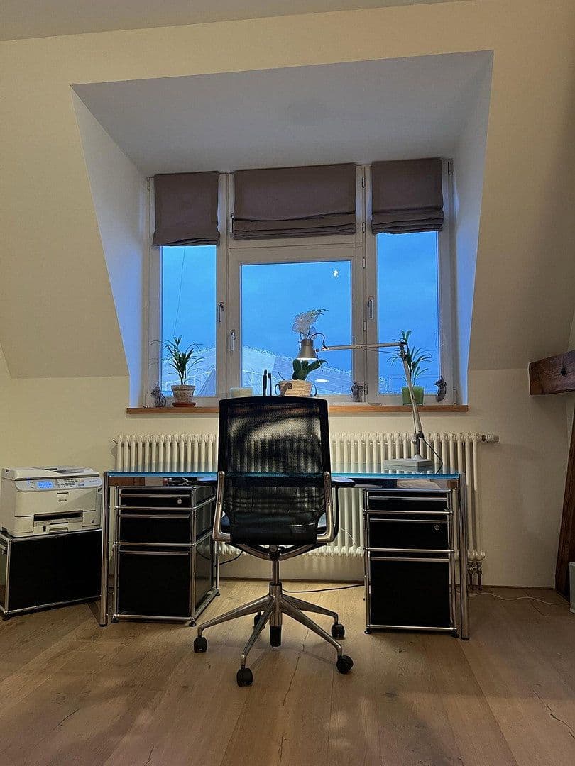 Prenájom bytu 3-izbový 150 m², Haynstraße 15, Hamburg, Hamburg Prenájom bytu 3-izbový 150 m², Haynstraße 15, Hamburg, Hamburg