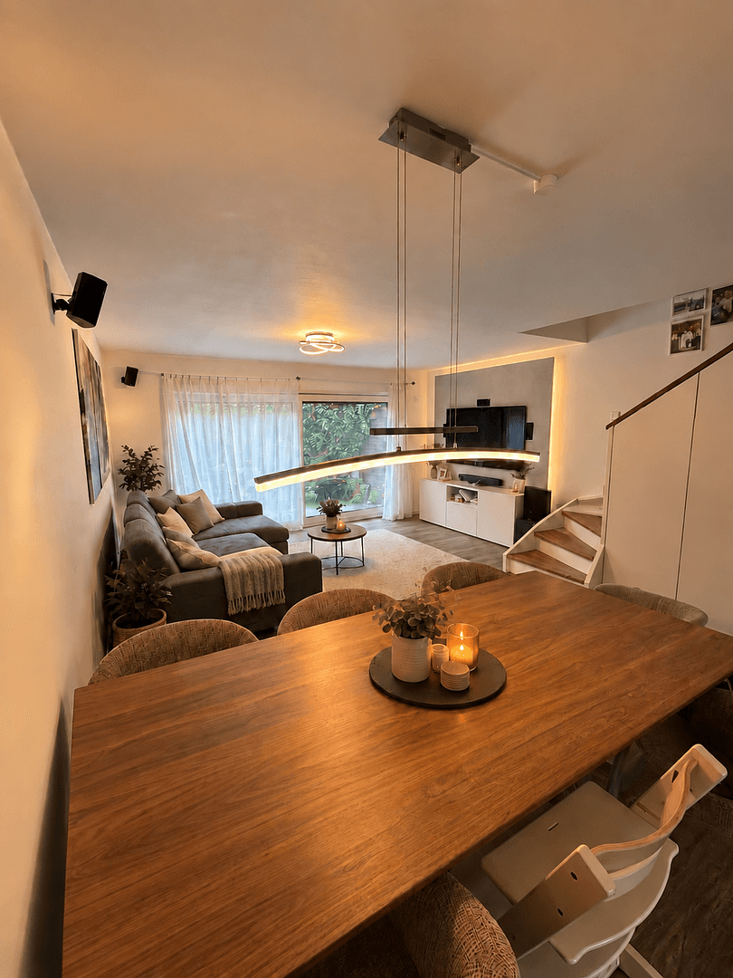Predaj domu 111 m², pozemok 192 m², Altdorf, Bádensko-Wurttembersko Predaj domu 111 m², pozemok 192 m², Altdorf, Bádensko-Wurttembersko