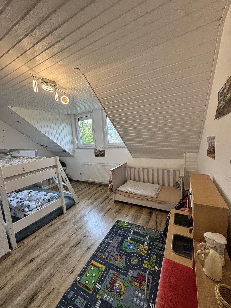 Predaj domu 111 m², pozemok 192 m², Altdorf, Bádensko-Wurttembersko Predaj domu 111 m², pozemok 192 m², Altdorf, Bádensko-Wurttembersko
