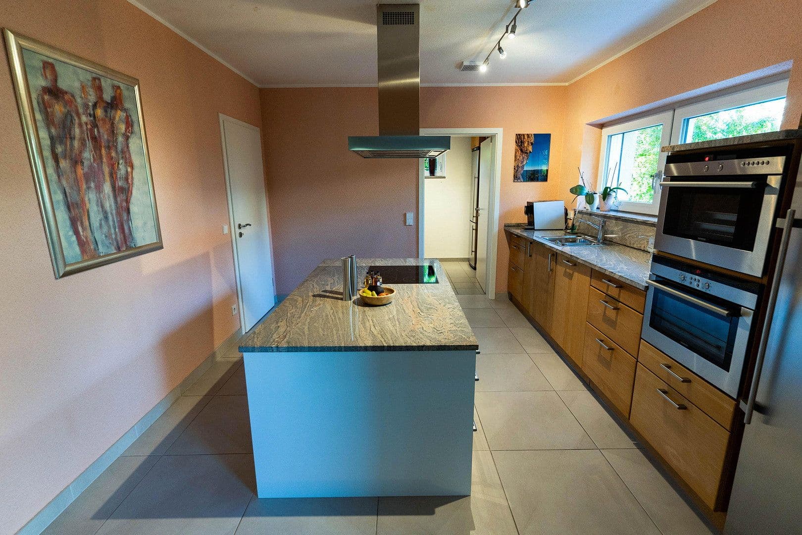 Predaj domu 183 m², pozemok 541 m², Weisenheim am Sand, Porýnie-Falcko Predaj domu 183 m², pozemok 541 m², Weisenheim am Sand, Porýnie-Falcko