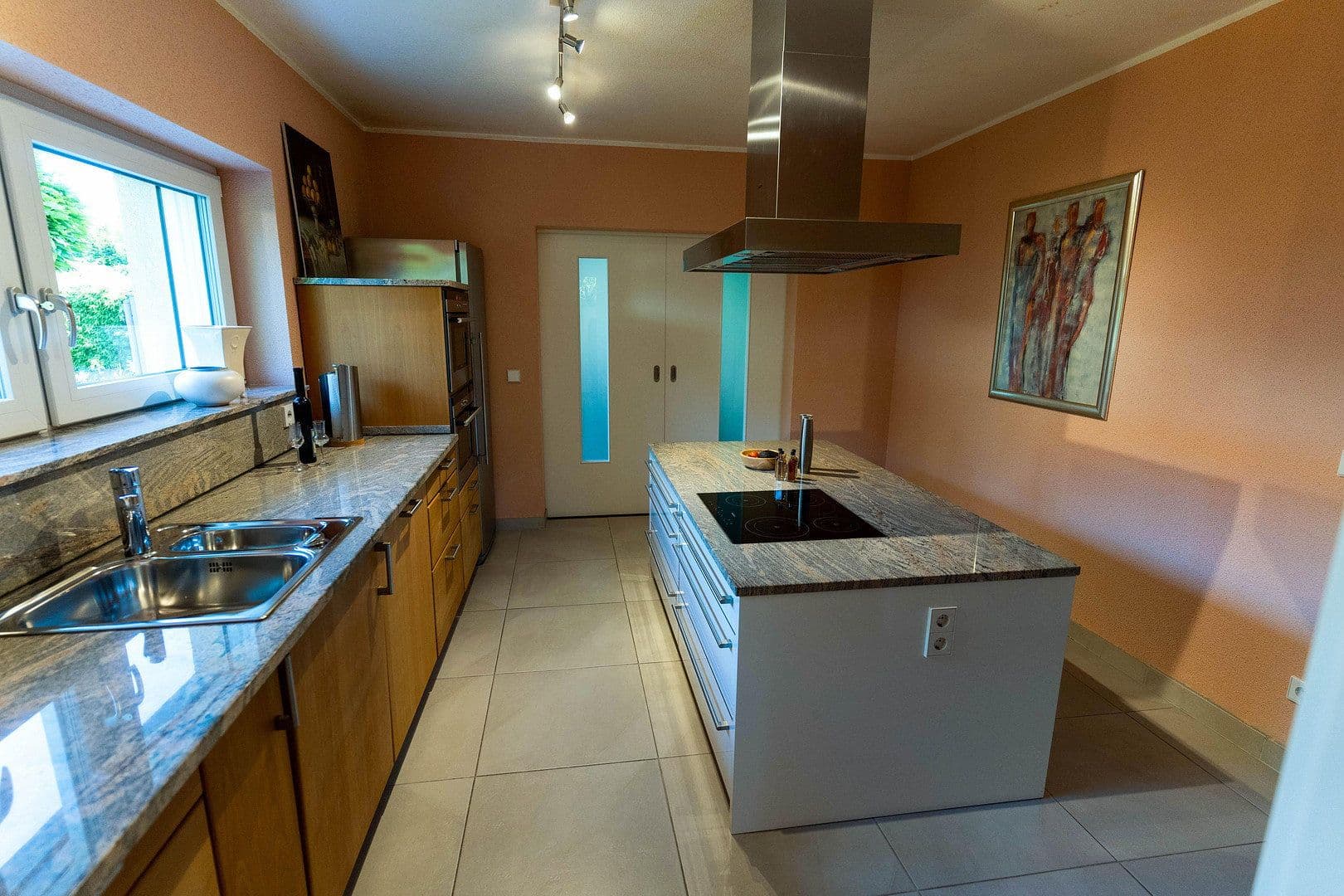 Predaj domu 183 m², pozemok 541 m², Weisenheim am Sand, Porýnie-Falcko Predaj domu 183 m², pozemok 541 m², Weisenheim am Sand, Porýnie-Falcko
