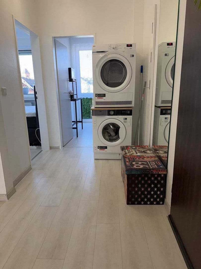 Prenájom bytu 2-izbový 58 m², Düsseldorf, Severné Porýnie - Westfálsko Prenájom bytu 2-izbový 58 m², Düsseldorf, Severné Porýnie - Westfálsko