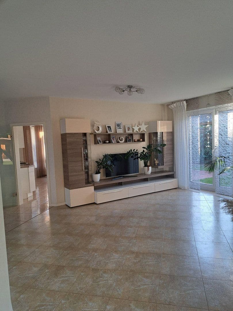 Predaj domu 164 m², pozemok 920 m², Molbergen, Dolné Sasko Predaj domu 164 m², pozemok 920 m², Molbergen, Dolné Sasko