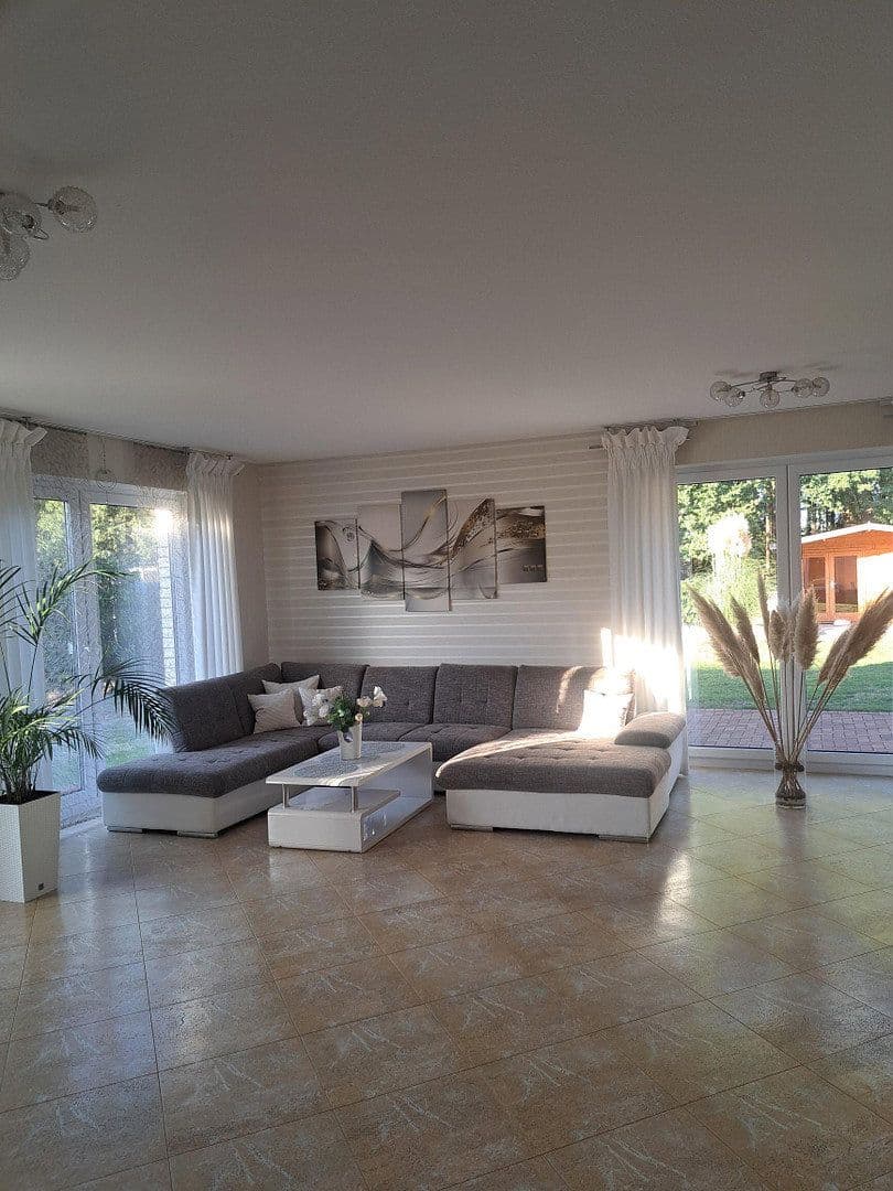 Predaj domu 164 m², pozemok 920 m², Molbergen, Dolné Sasko Predaj domu 164 m², pozemok 920 m², Molbergen, Dolné Sasko