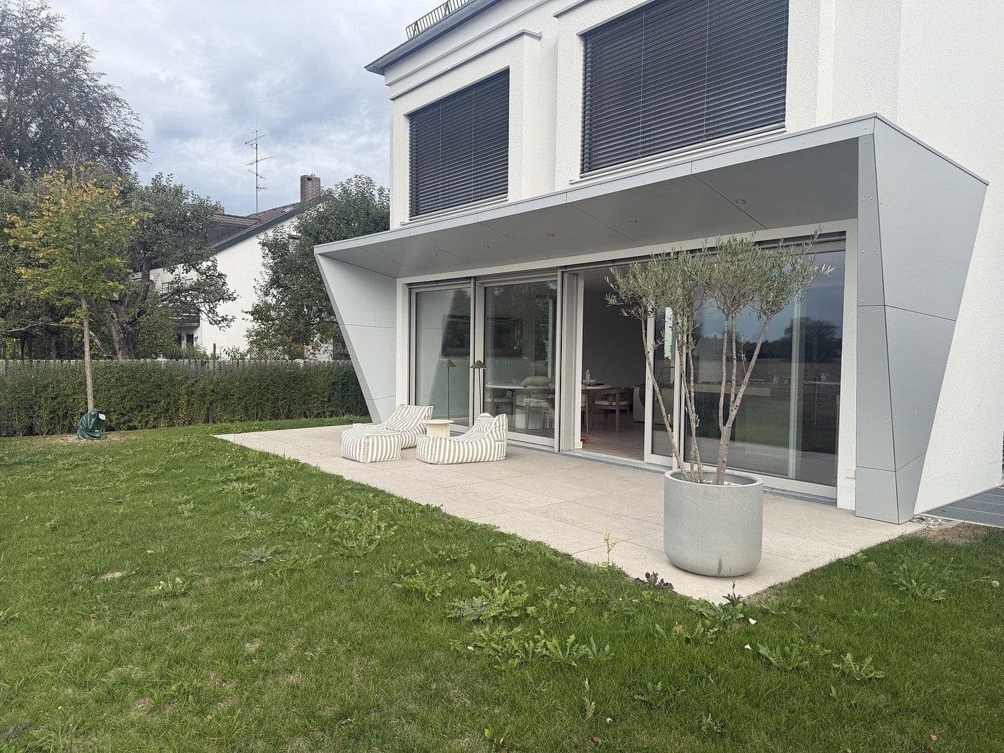 Predaj domu 218 m², pozemok 350 m², Gräfelfing, Bavorsko Predaj domu 218 m², pozemok 350 m², Gräfelfing, Bavorsko