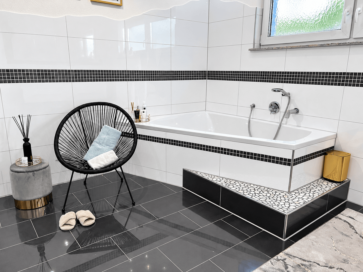 Predaj domu 146 m², pozemok 538 m², Laupheim, Bádensko-Wurttembersko Predaj domu 146 m², pozemok 538 m², Laupheim, Bádensko-Wurttembersko