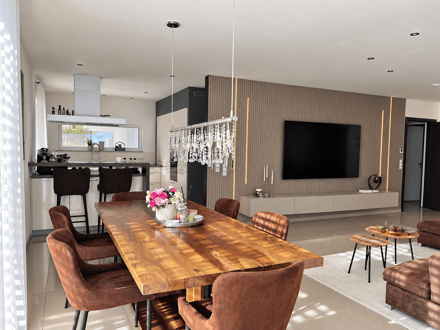 Predaj domu 146 m², pozemok 538 m², Laupheim, Bádensko-Wurttembersko Predaj domu 146 m², pozemok 538 m², Laupheim, Bádensko-Wurttembersko