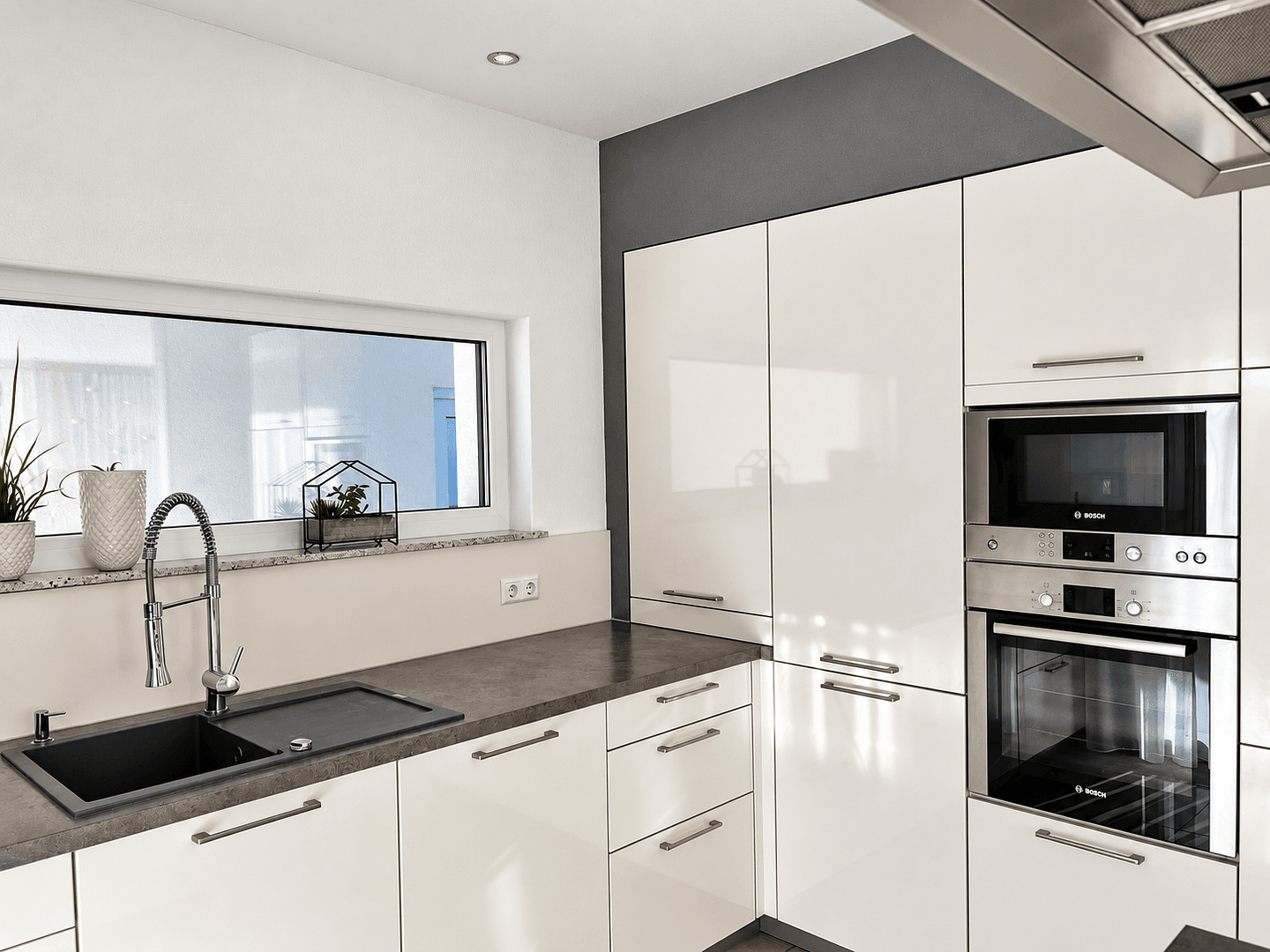 Predaj domu 146 m², pozemok 538 m², Laupheim, Bádensko-Wurttembersko Predaj domu 146 m², pozemok 538 m², Laupheim, Bádensko-Wurttembersko