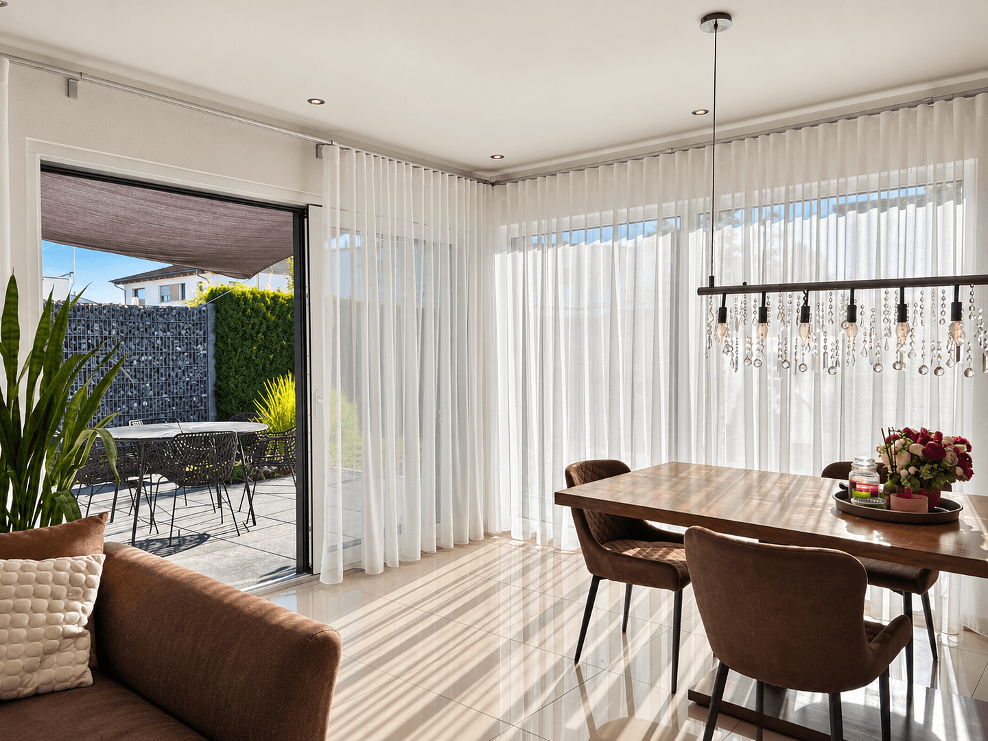 Predaj domu 146 m², pozemok 538 m², Laupheim, Bádensko-Wurttembersko Predaj domu 146 m², pozemok 538 m², Laupheim, Bádensko-Wurttembersko