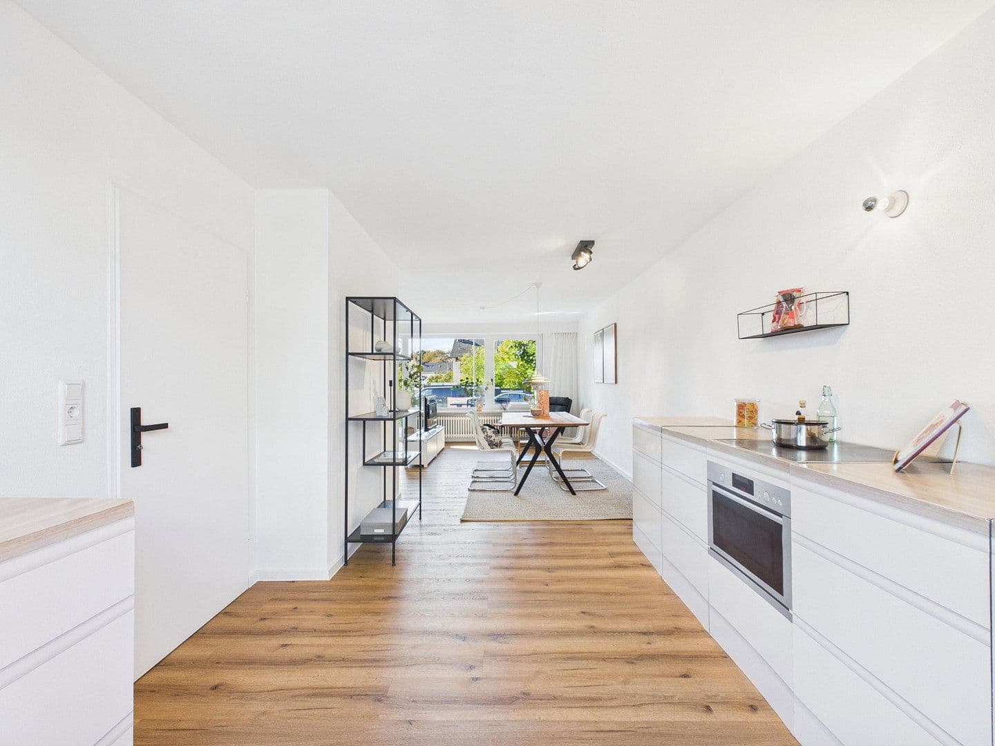Predaj domu 140 m², pozemok 290 m², Ingolstadt, Bavorsko Predaj domu 140 m², pozemok 290 m², Ingolstadt, Bavorsko