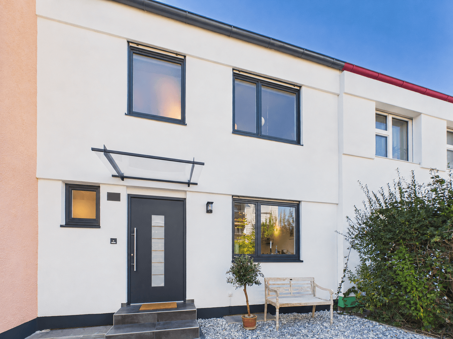 Predaj domu 140 m², pozemok 290 m², Ingolstadt, Bavorsko Predaj domu 140 m², pozemok 290 m², Ingolstadt, Bavorsko