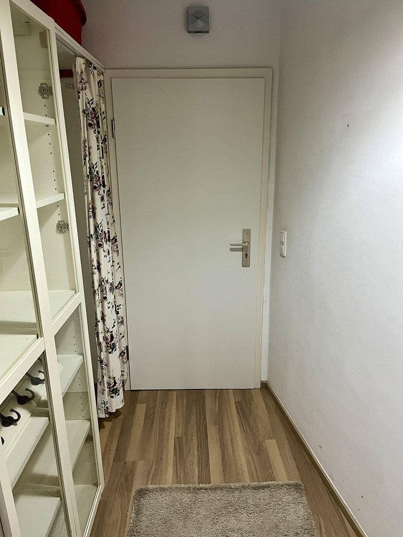 Predaj bytu 1-izbový 33 m², Köln, Severné Porýnie - Westfálsko Predaj bytu 1-izbový 33 m², Köln, Severné Porýnie - Westfálsko