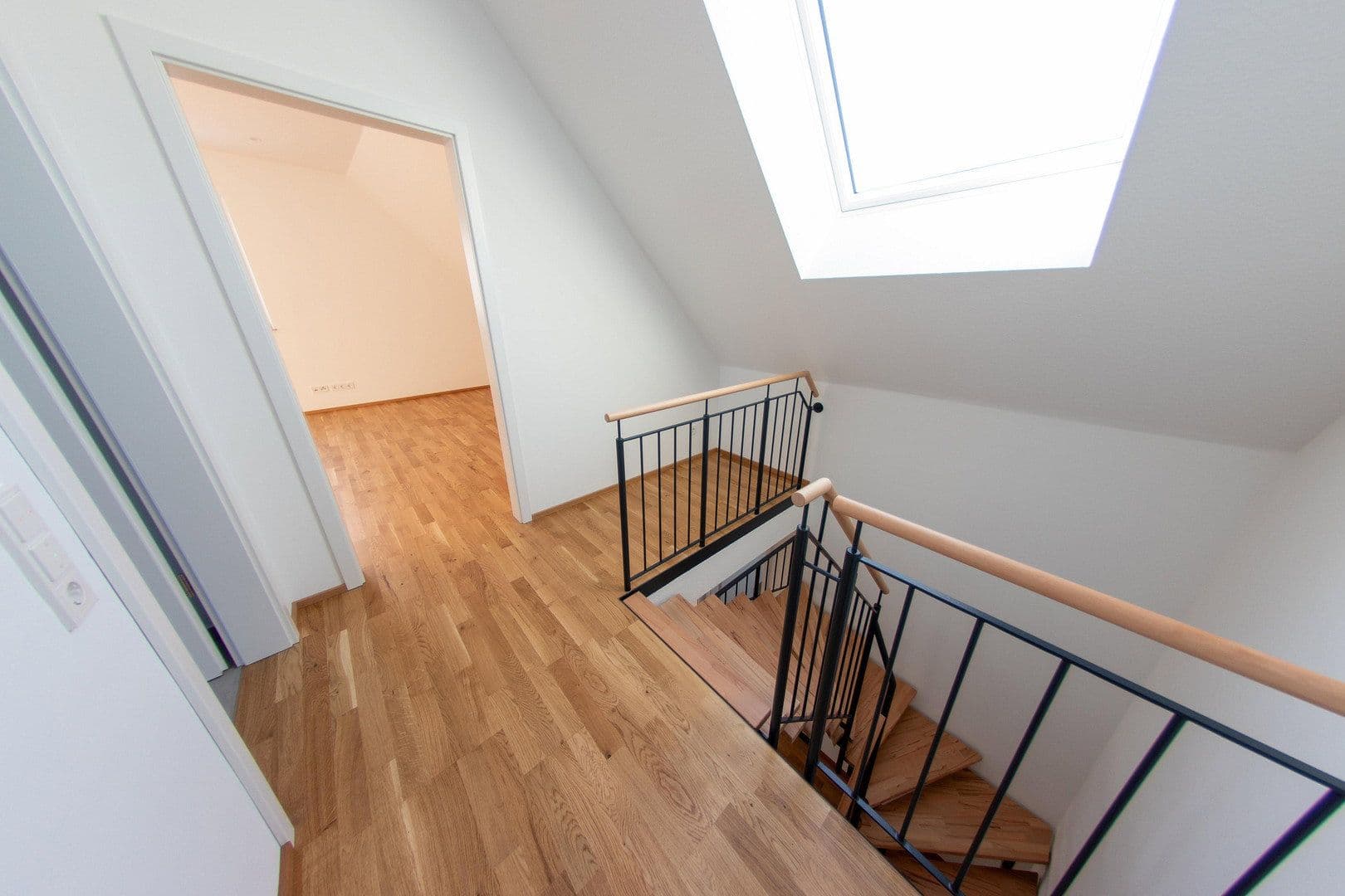 Prenájom bytu 3-izbový 116 m², Bietigheim-Bissingen, Bádensko-Wurttembersko Prenájom bytu 3-izbový 116 m², Bietigheim-Bissingen, Bádensko-Wurttembersko