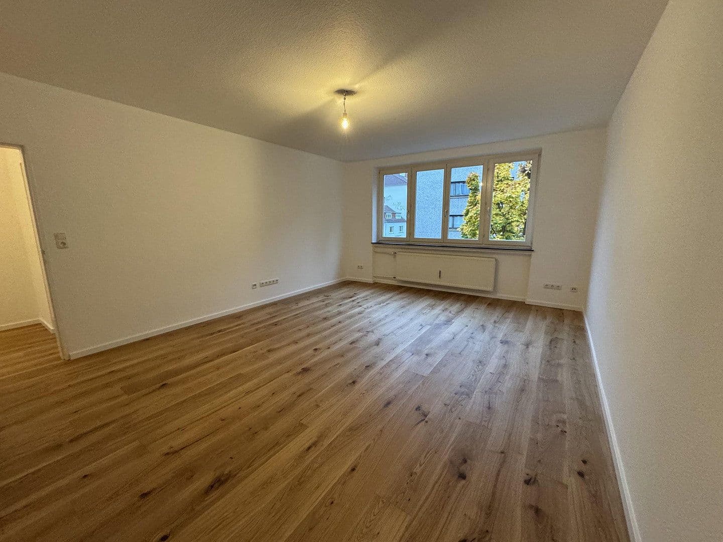 Prenájom bytu 2-izbový 66 m², Berger Straße 100, Frankfurt am Main, Hesensko Prenájom bytu 2-izbový 66 m², Berger Straße 100, Frankfurt am Main, Hesensko