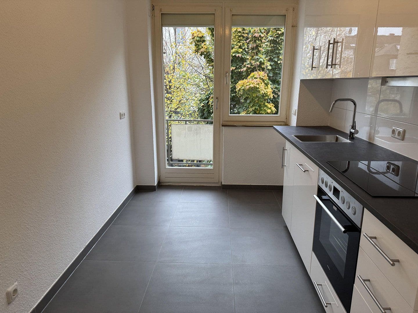 Prenájom bytu 2-izbový 66 m², Berger Straße 100, Frankfurt am Main, Hesensko Prenájom bytu 2-izbový 66 m², Berger Straße 100, Frankfurt am Main, Hesensko