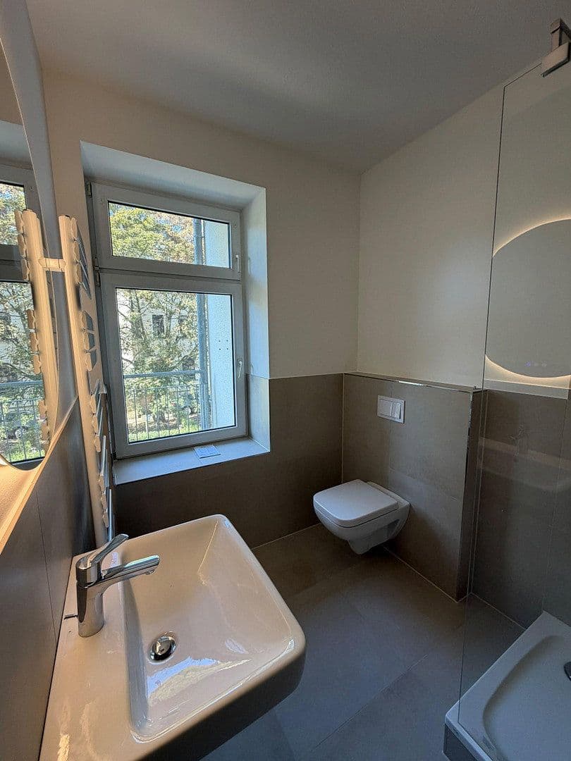 Prenájom bytu 2-izbový 54 m², Breitenfelderstraße 85, Leipzig, Sasko Prenájom bytu 2-izbový 54 m², Breitenfelderstraße 85, Leipzig, Sasko