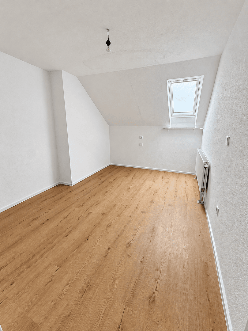 Prenájom bytu 4-izbový 75 m², Leftjestraße 13, Springe, Dolné Sasko Prenájom bytu 4-izbový 75 m², Leftjestraße 13, Springe, Dolné Sasko
