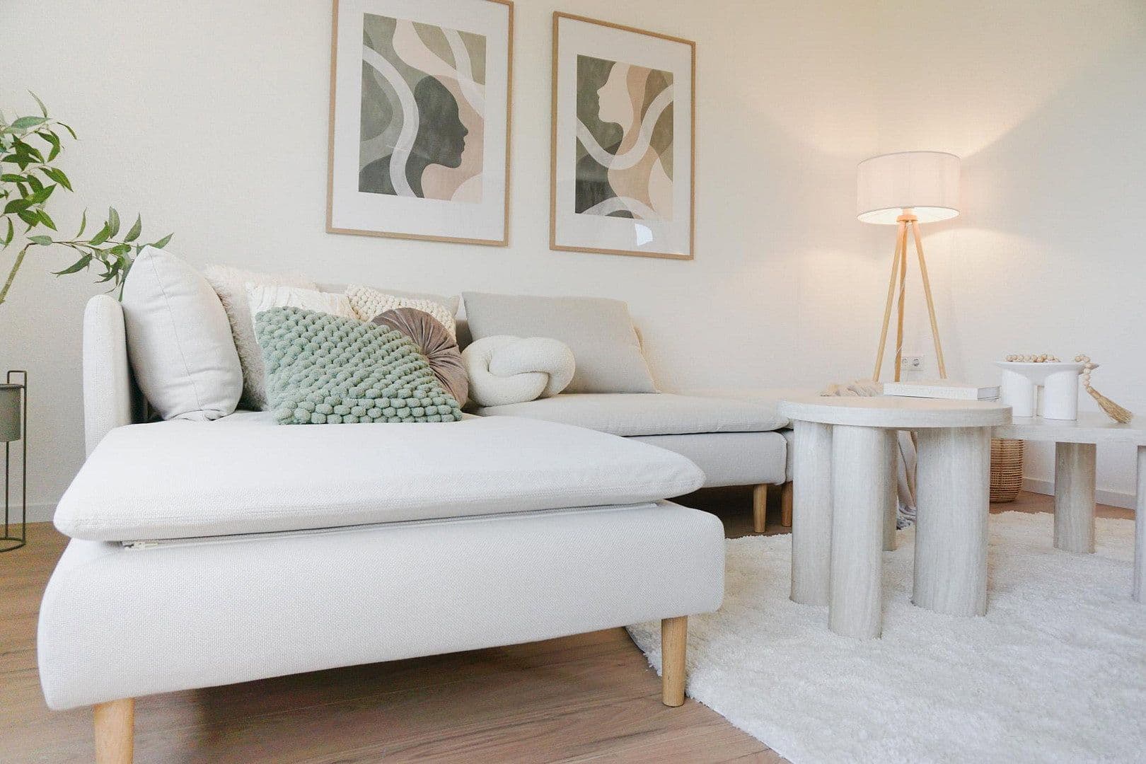 Predaj domu 110 m², pozemok 250 m², Potsdamer Straße 10a, Delmenhorst, Dolné Sasko Predaj domu 110 m², pozemok 250 m², Potsdamer Straße 10a, Delmenhorst, Dolné Sasko