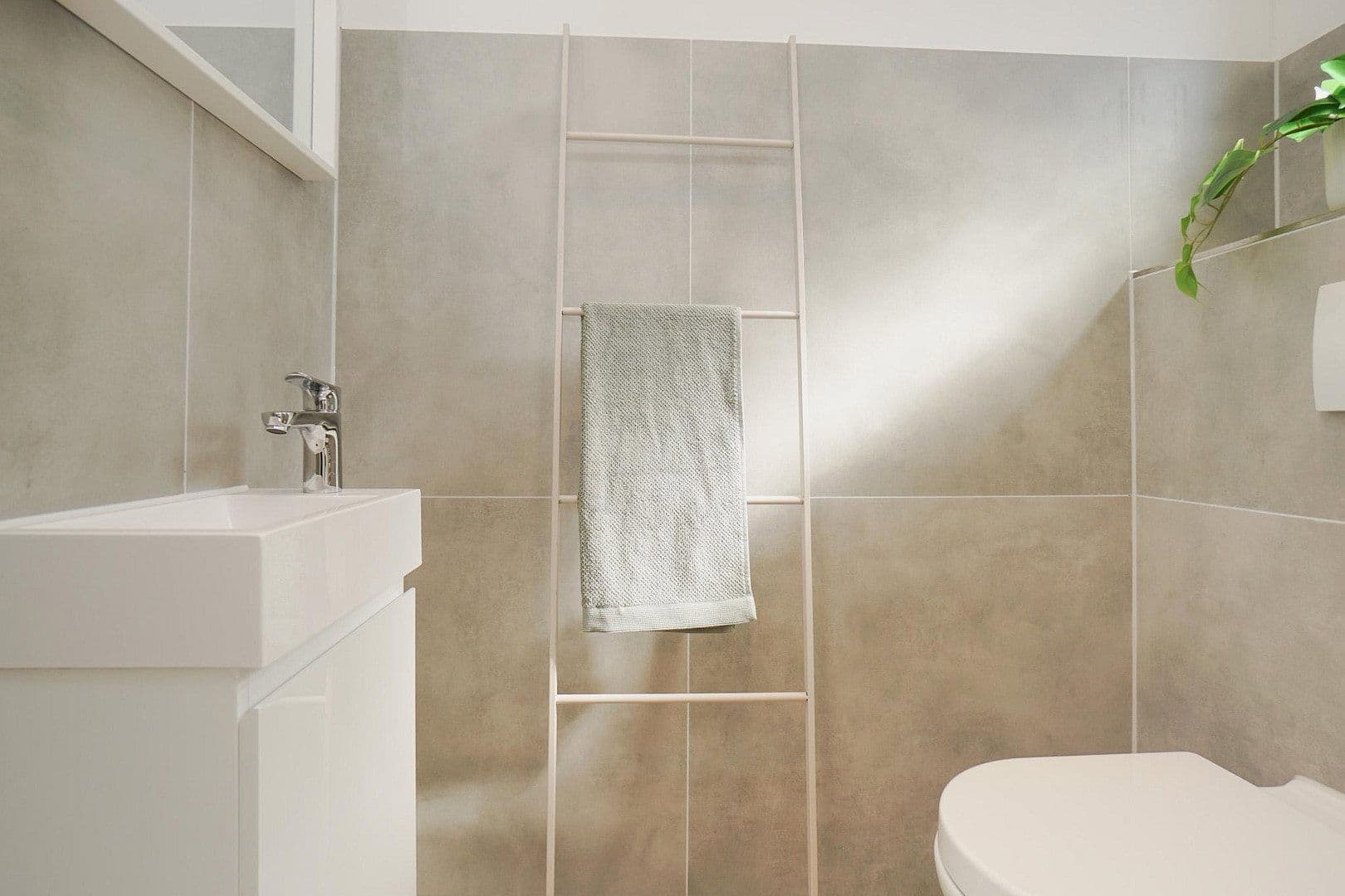 Predaj domu 110 m², pozemok 250 m², Potsdamer Straße 10a, Delmenhorst, Dolné Sasko Predaj domu 110 m², pozemok 250 m², Potsdamer Straße 10a, Delmenhorst, Dolné Sasko