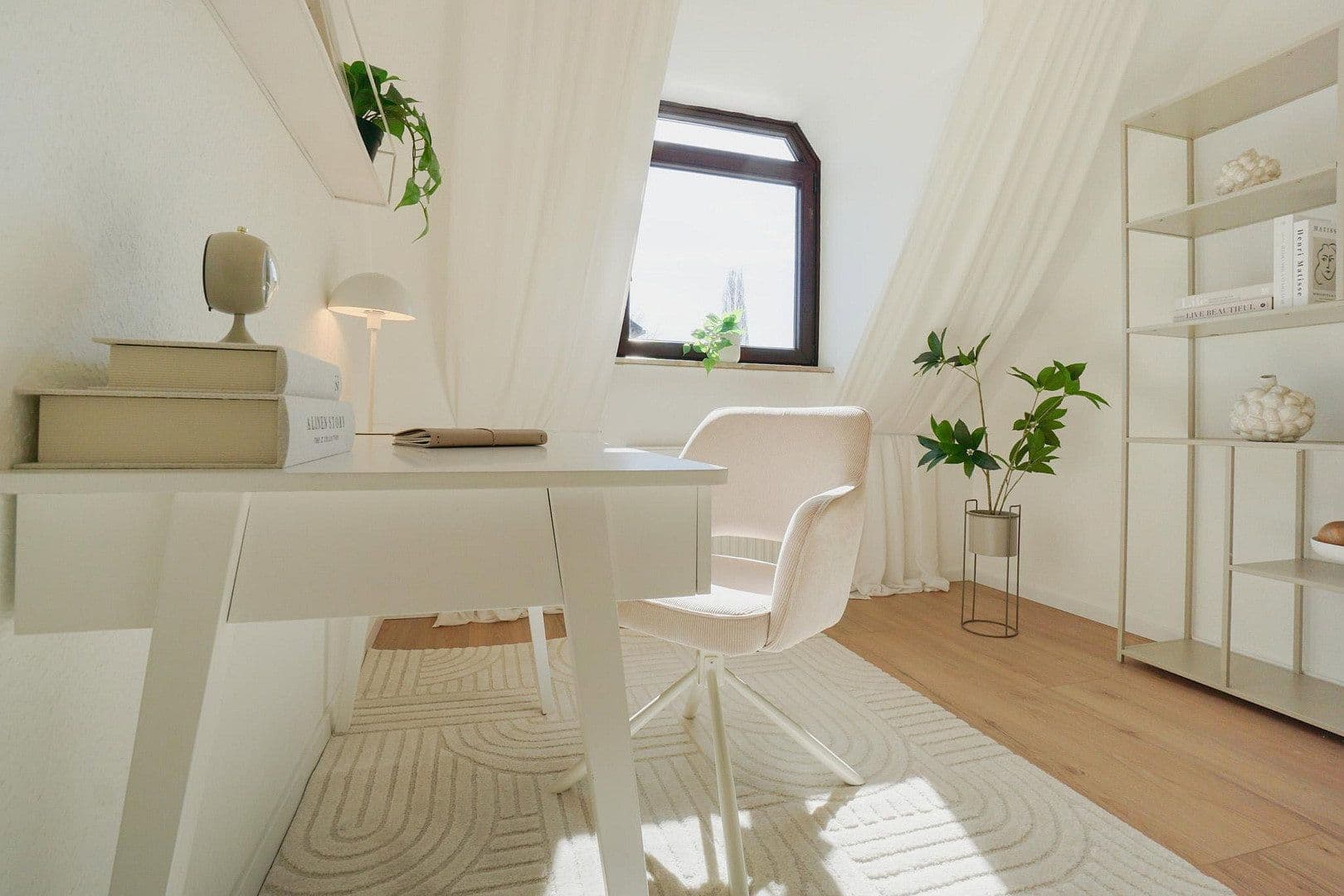 Predaj domu 110 m², pozemok 250 m², Potsdamer Straße 10a, Delmenhorst, Dolné Sasko Predaj domu 110 m², pozemok 250 m², Potsdamer Straße 10a, Delmenhorst, Dolné Sasko