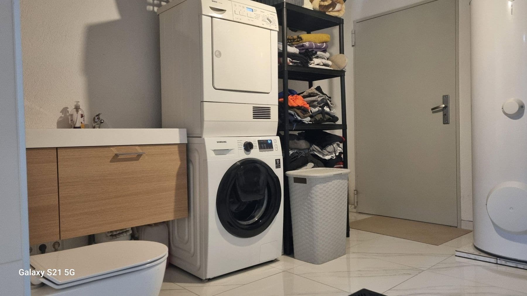 Predaj domu 250 m², pozemok 517 m², Bisingen, Bádensko-Wurttembersko Predaj domu 250 m², pozemok 517 m², Bisingen, Bádensko-Wurttembersko