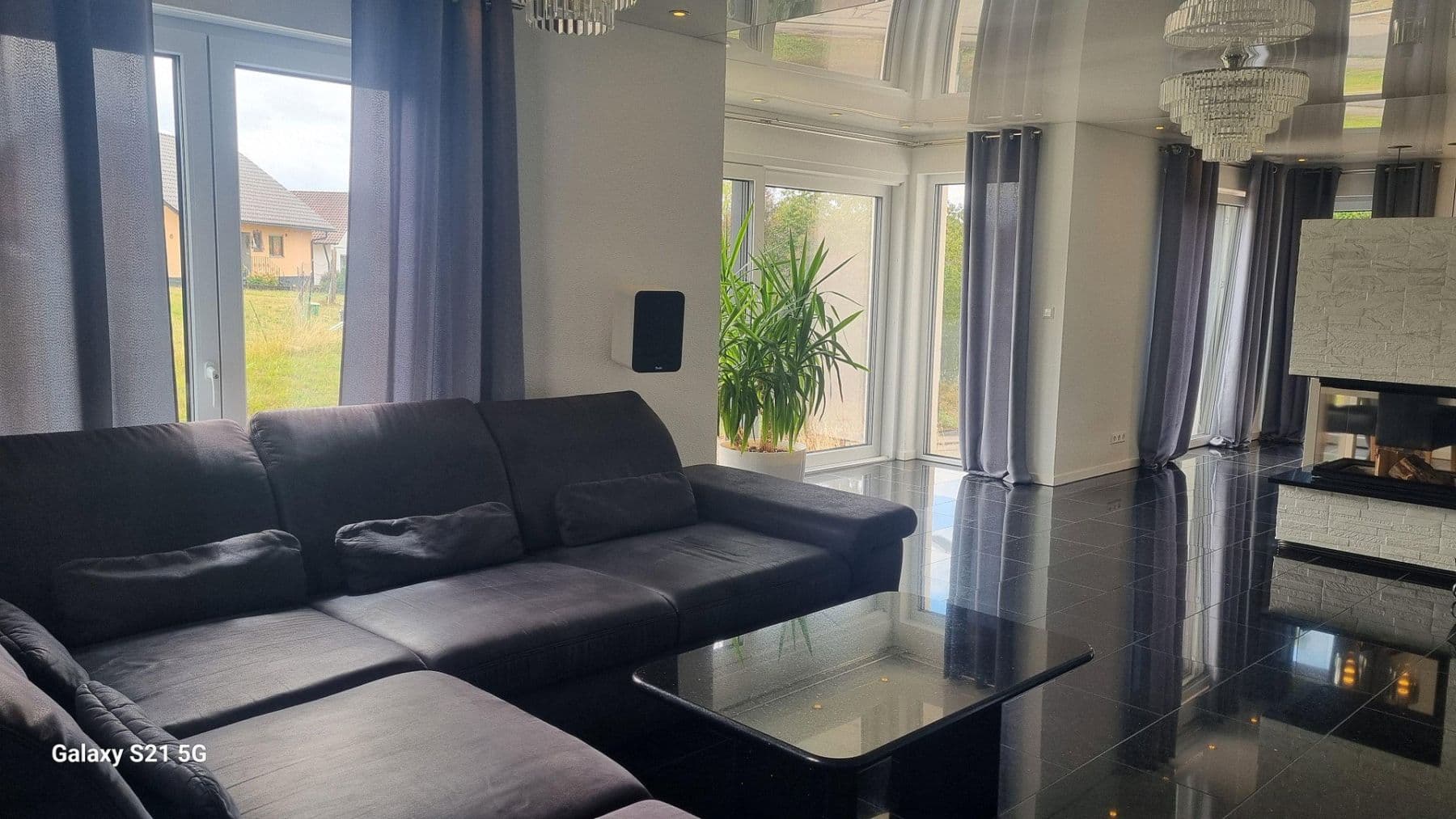 Predaj domu 250 m², pozemok 517 m², Bisingen, Bádensko-Wurttembersko Predaj domu 250 m², pozemok 517 m², Bisingen, Bádensko-Wurttembersko