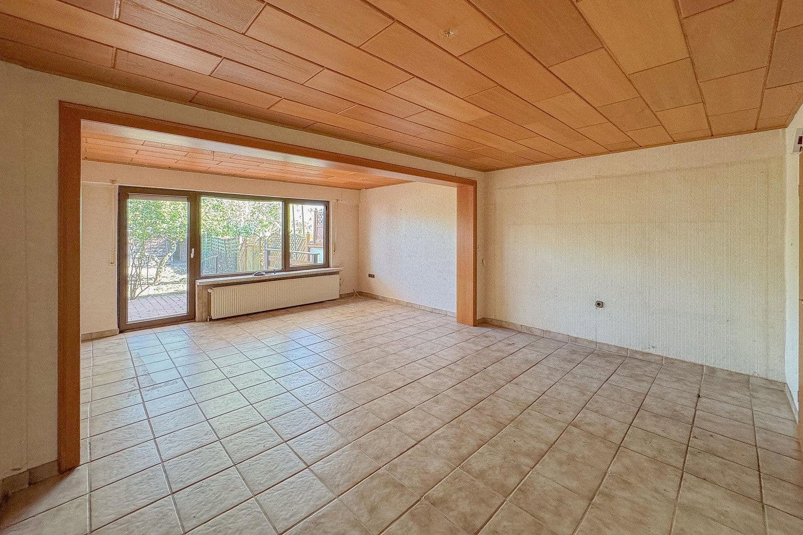 Predaj domu 82 m², pozemok 286 m², Voerde (Niederrhein), Severné Porýnie - Westfálsko Predaj domu 82 m², pozemok 286 m², Voerde (Niederrhein), Severné Porýnie - Westfálsko
