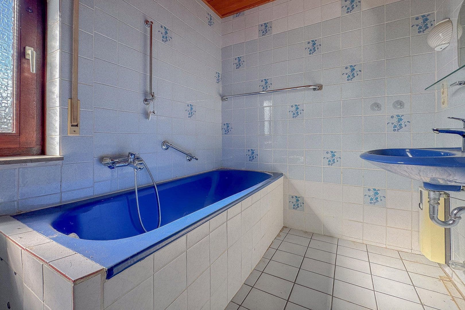 Predaj domu 82 m², pozemok 286 m², Voerde (Niederrhein), Severné Porýnie - Westfálsko Predaj domu 82 m², pozemok 286 m², Voerde (Niederrhein), Severné Porýnie - Westfálsko