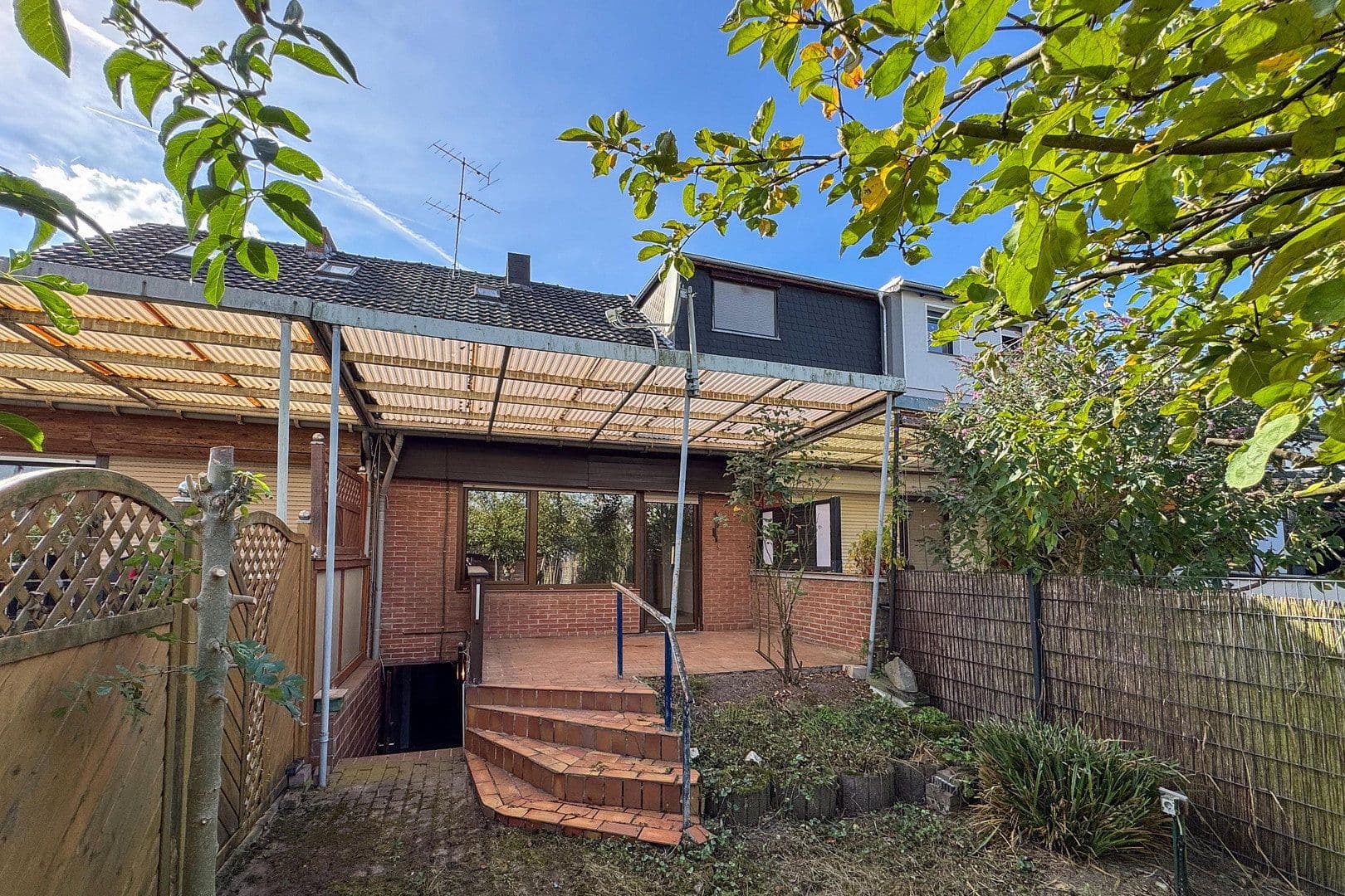 Predaj domu 82 m², pozemok 286 m², Voerde (Niederrhein), Severné Porýnie - Westfálsko Predaj domu 82 m², pozemok 286 m², Voerde (Niederrhein), Severné Porýnie - Westfálsko