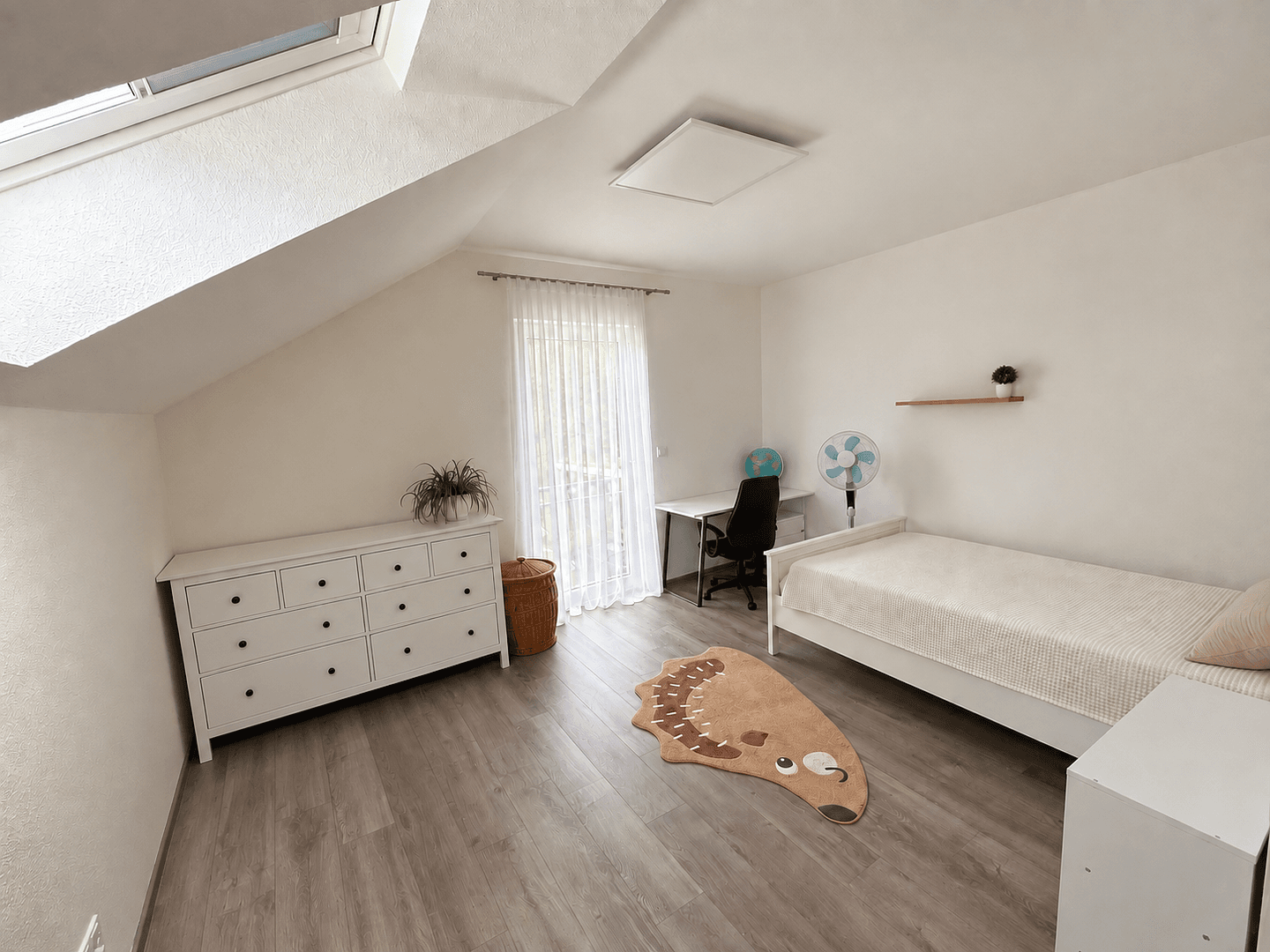 Predaj domu 248 m², pozemok 503 m², Elzach, Bádensko-Wurttembersko Predaj domu 248 m², pozemok 503 m², Elzach, Bádensko-Wurttembersko