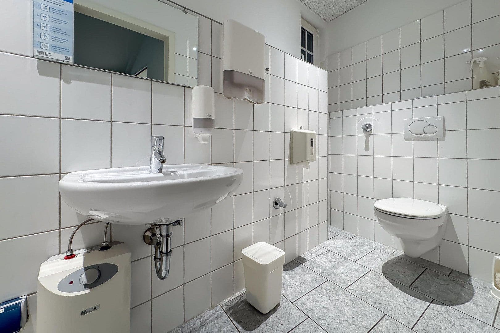 Prenájom kancelárie 258 m², Ruhrstraße 13-15, Witten, Severné Porýnie - Westfálsko Prenájom kancelárie 258 m², Ruhrstraße 13-15, Witten, Severné Porýnie - Westfálsko