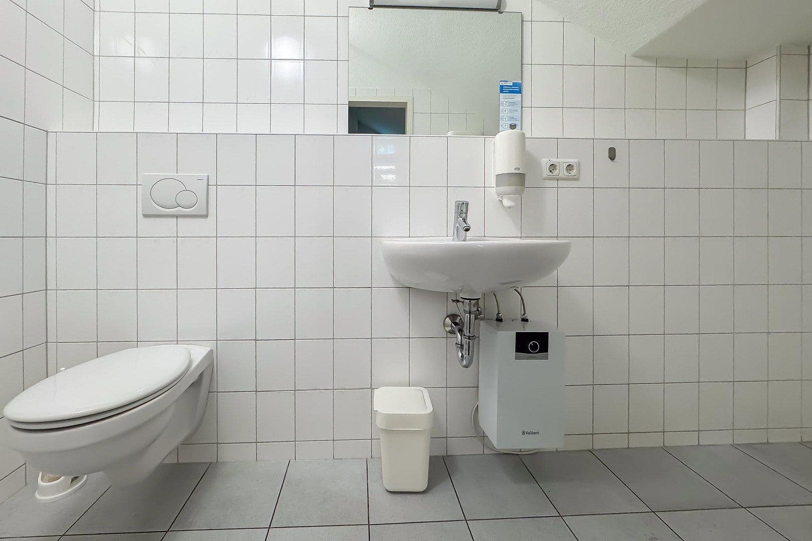 Prenájom kancelárie 258 m², Ruhrstraße 13-15, Witten, Severné Porýnie - Westfálsko Prenájom kancelárie 258 m², Ruhrstraße 13-15, Witten, Severné Porýnie - Westfálsko